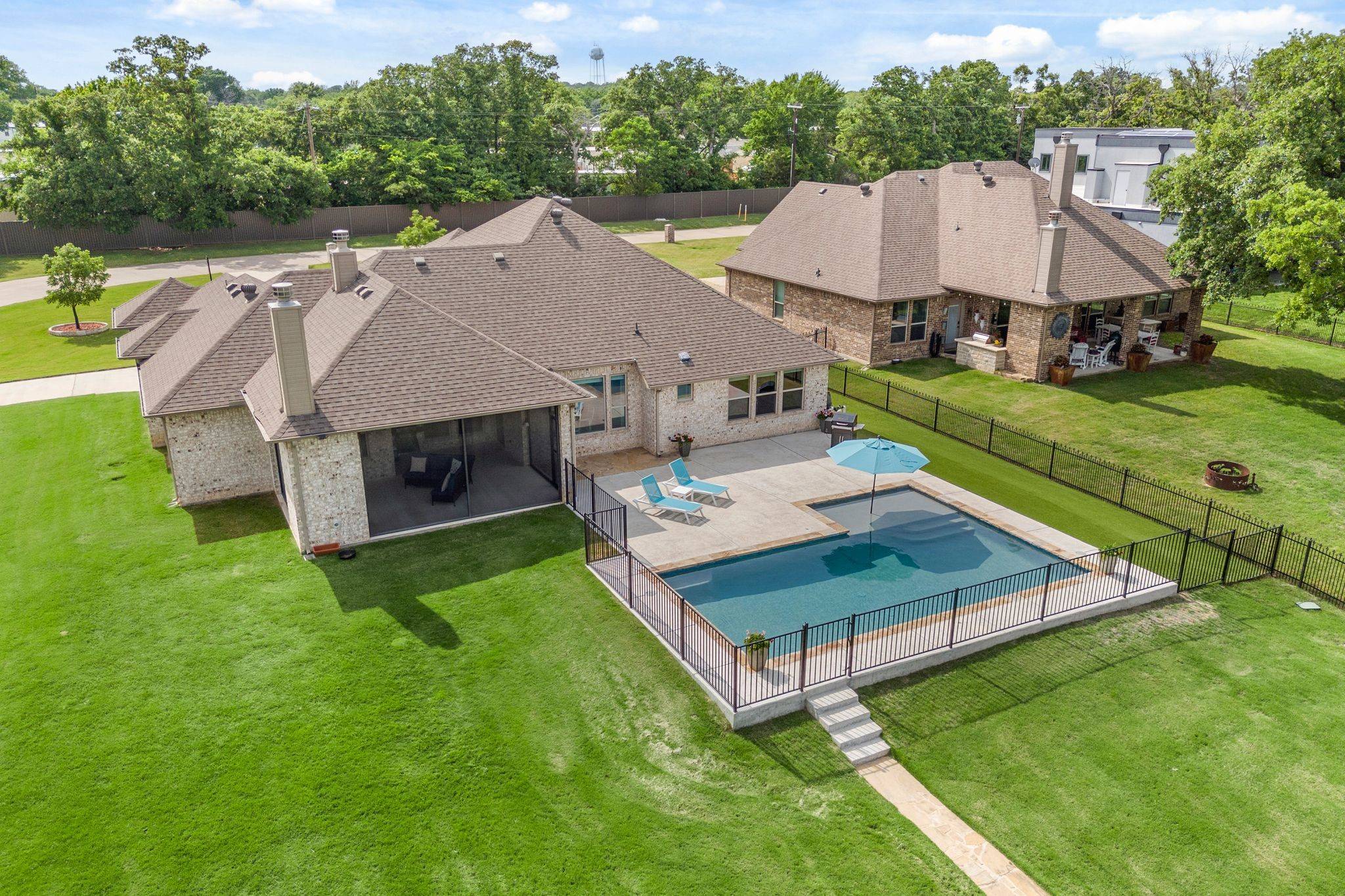 Pelican Bay, TX 76020,1624 Laguna W