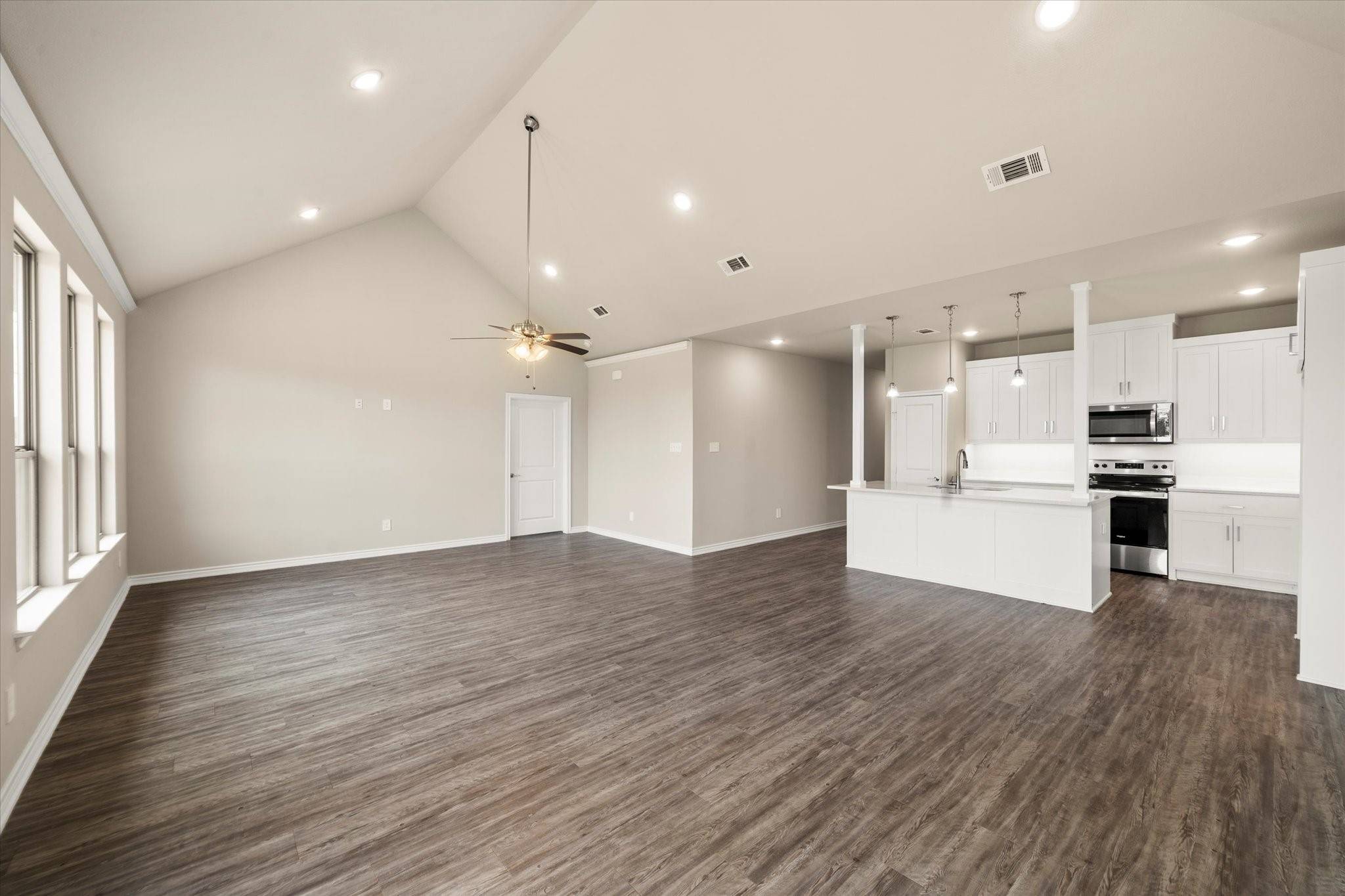 Mabank, TX 75147,340 Preston RD