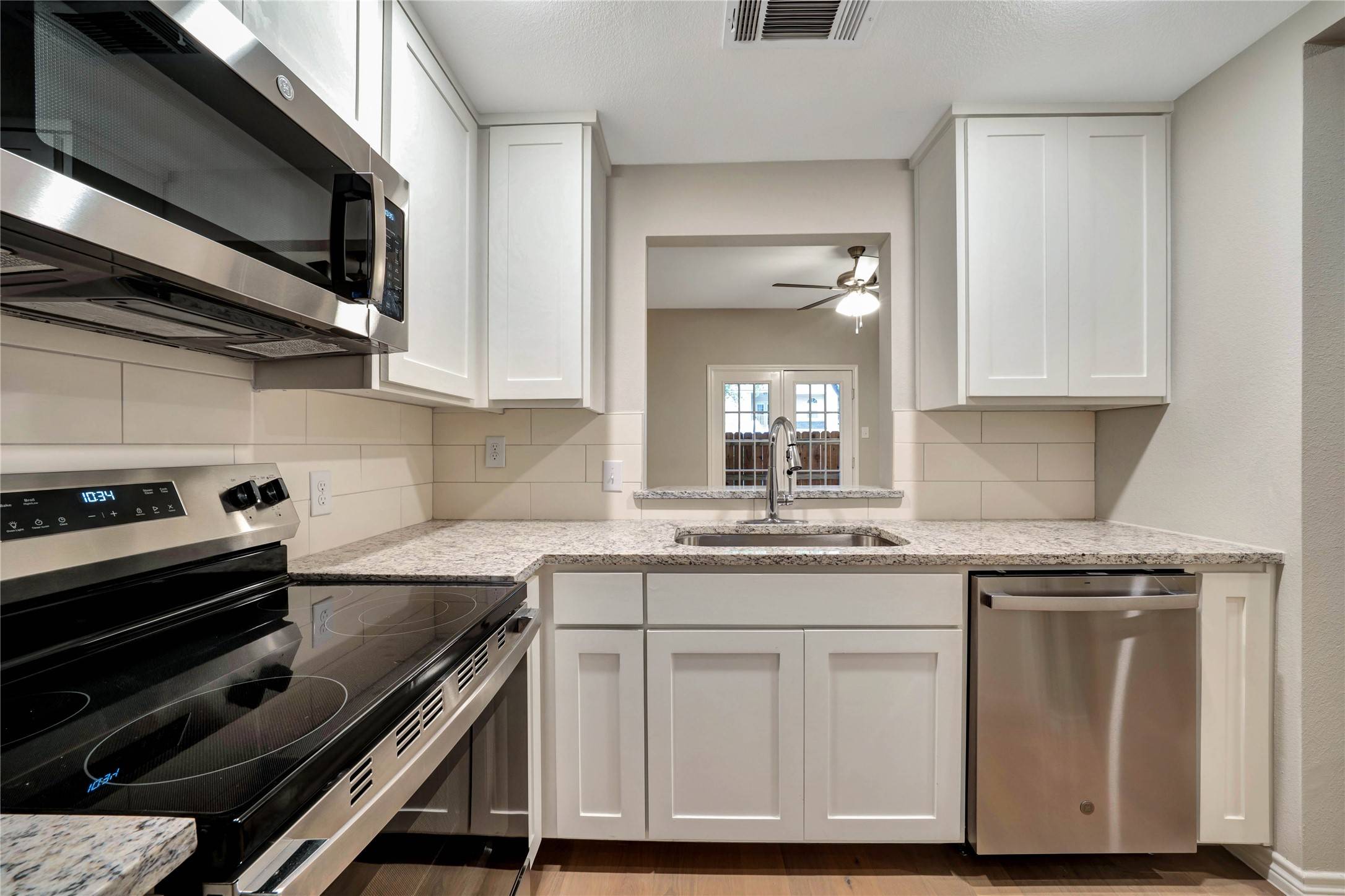 Dallas, TX 75248,5325 Bent Tree Forest DR #1104