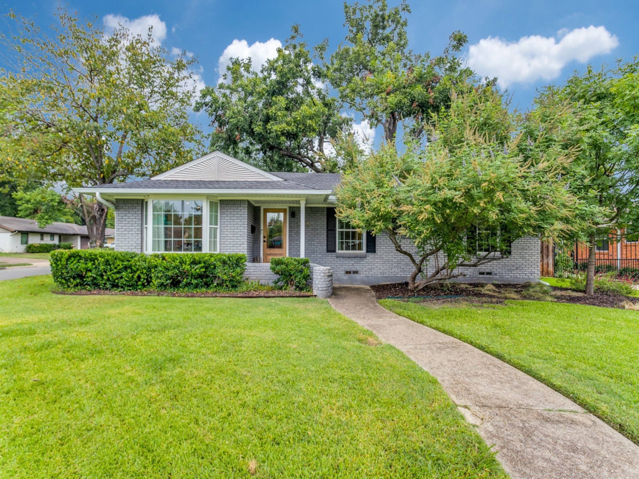 Dallas, TX 75214,7105 Bennington DR