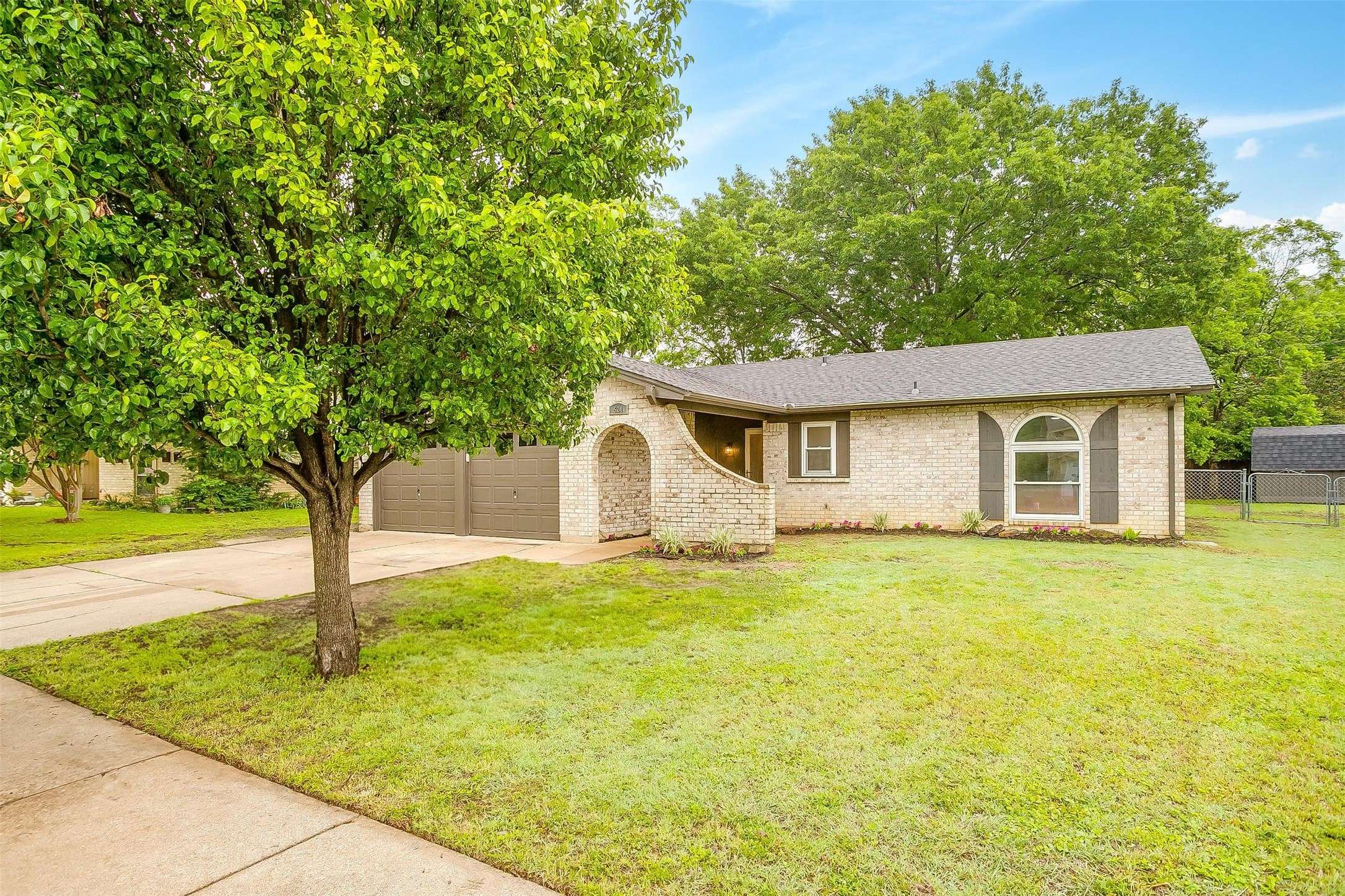 Burleson, TX 76028,524 NW Ann Lois LN
