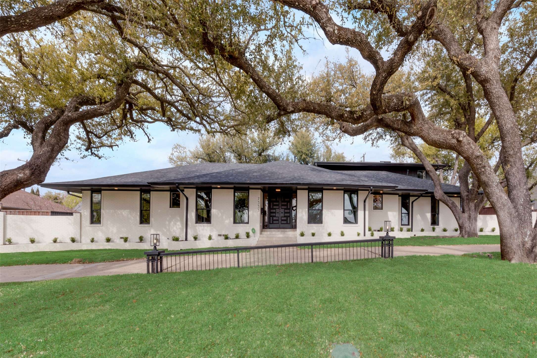 Dallas, TX 75230,7335 Royal CIR