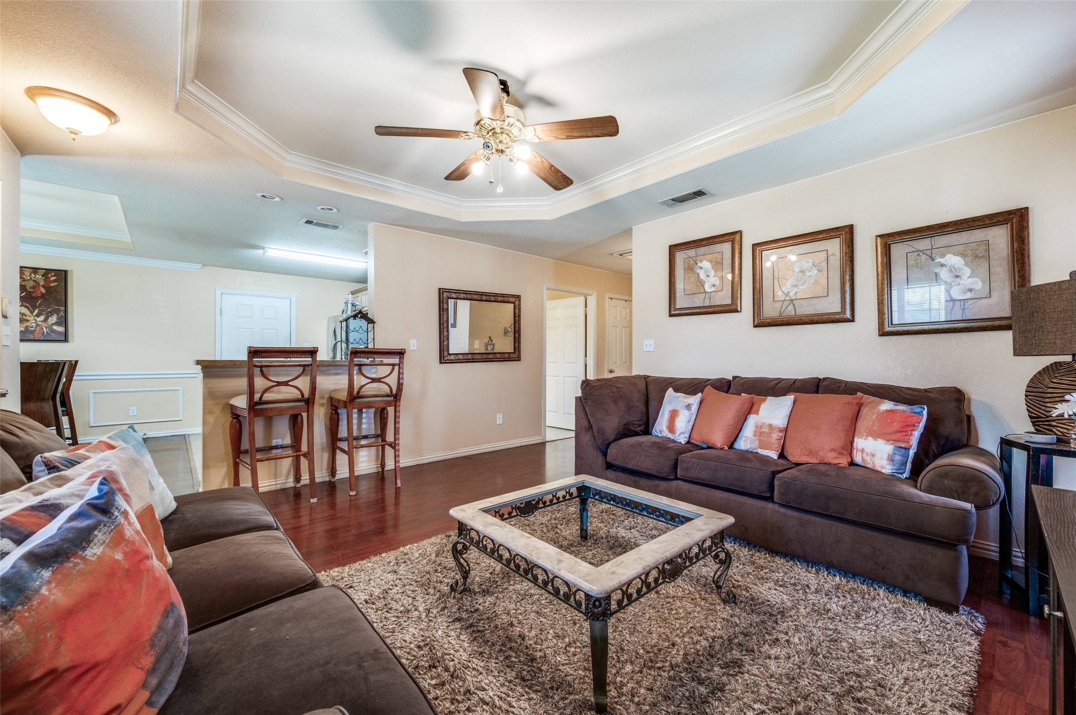 Dallas, TX 75212,3406 Nomas ST
