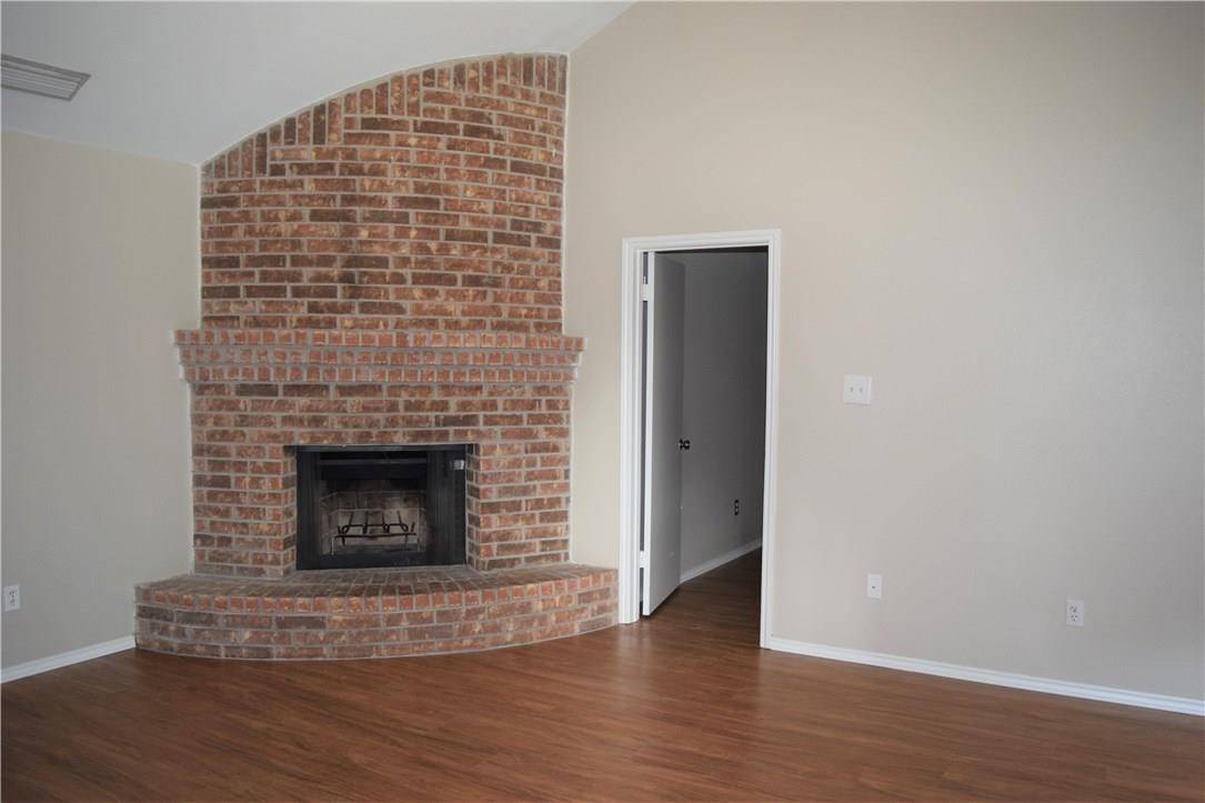 Euless, TX 76039,505 Augustine DR