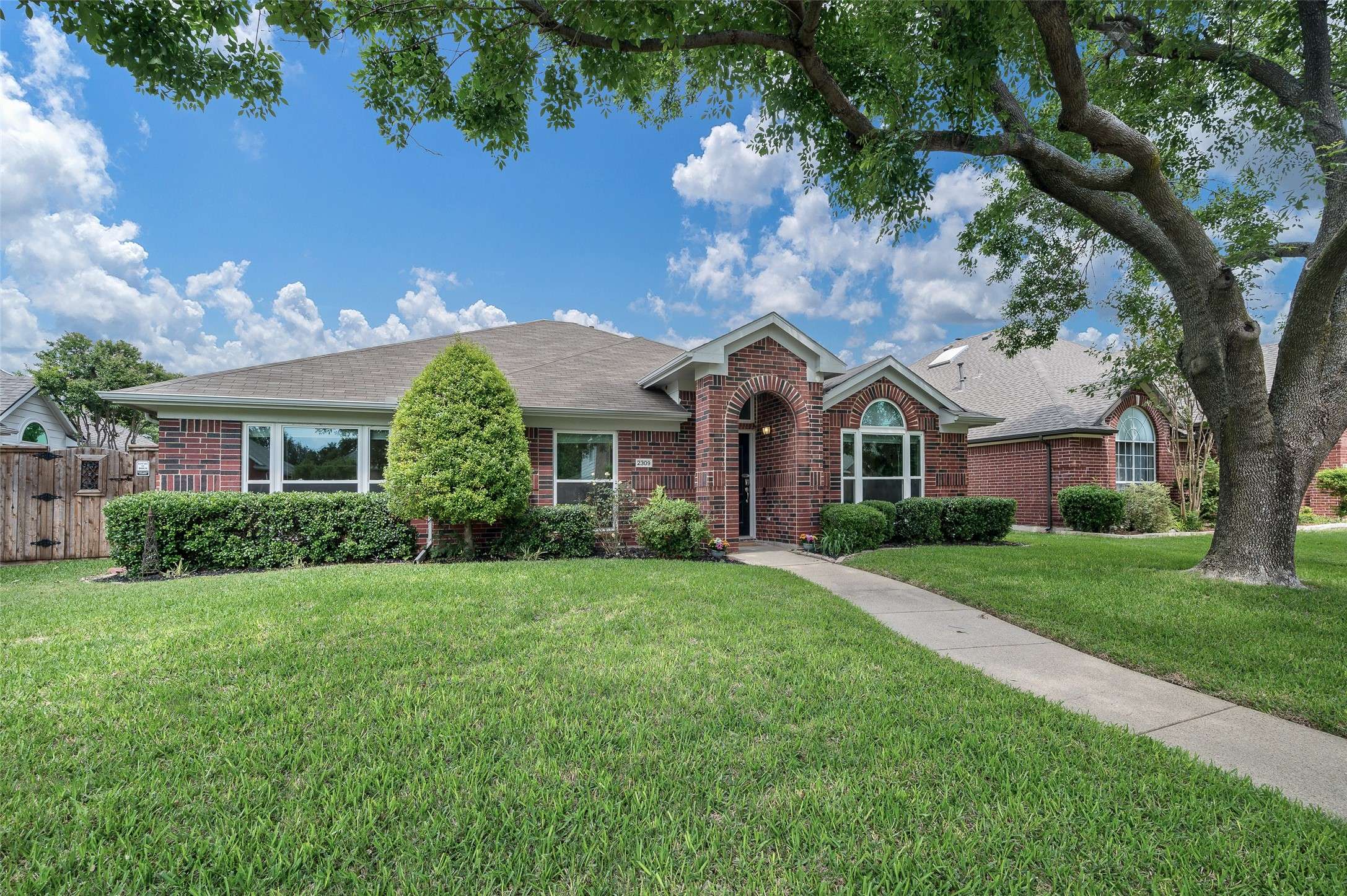 Plano, TX 75025,2309 Micarta DR
