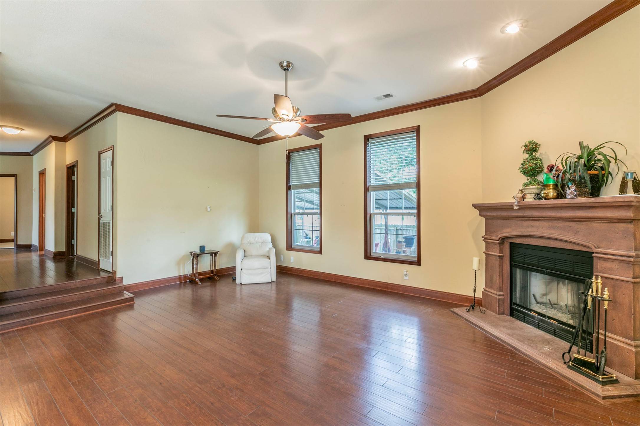 Thornton, TX 76687,19989 Post Oak LOOP