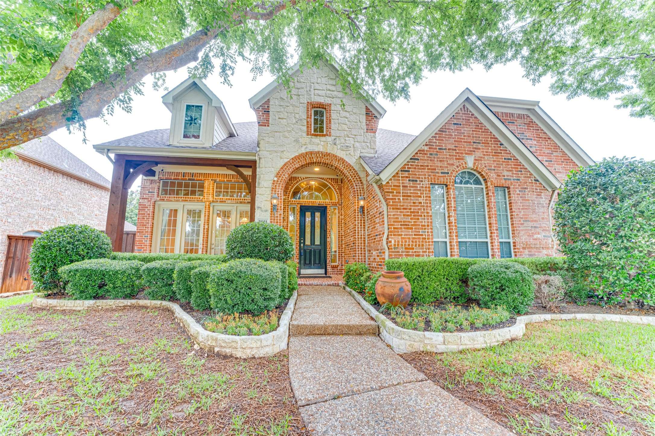 Carrollton, TX 75010,2621 Elmbrook DR