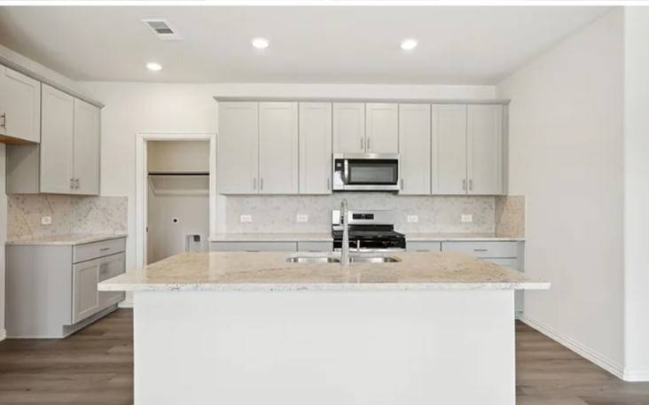 Mckinney, TX 75071,5105 Bonanza DR