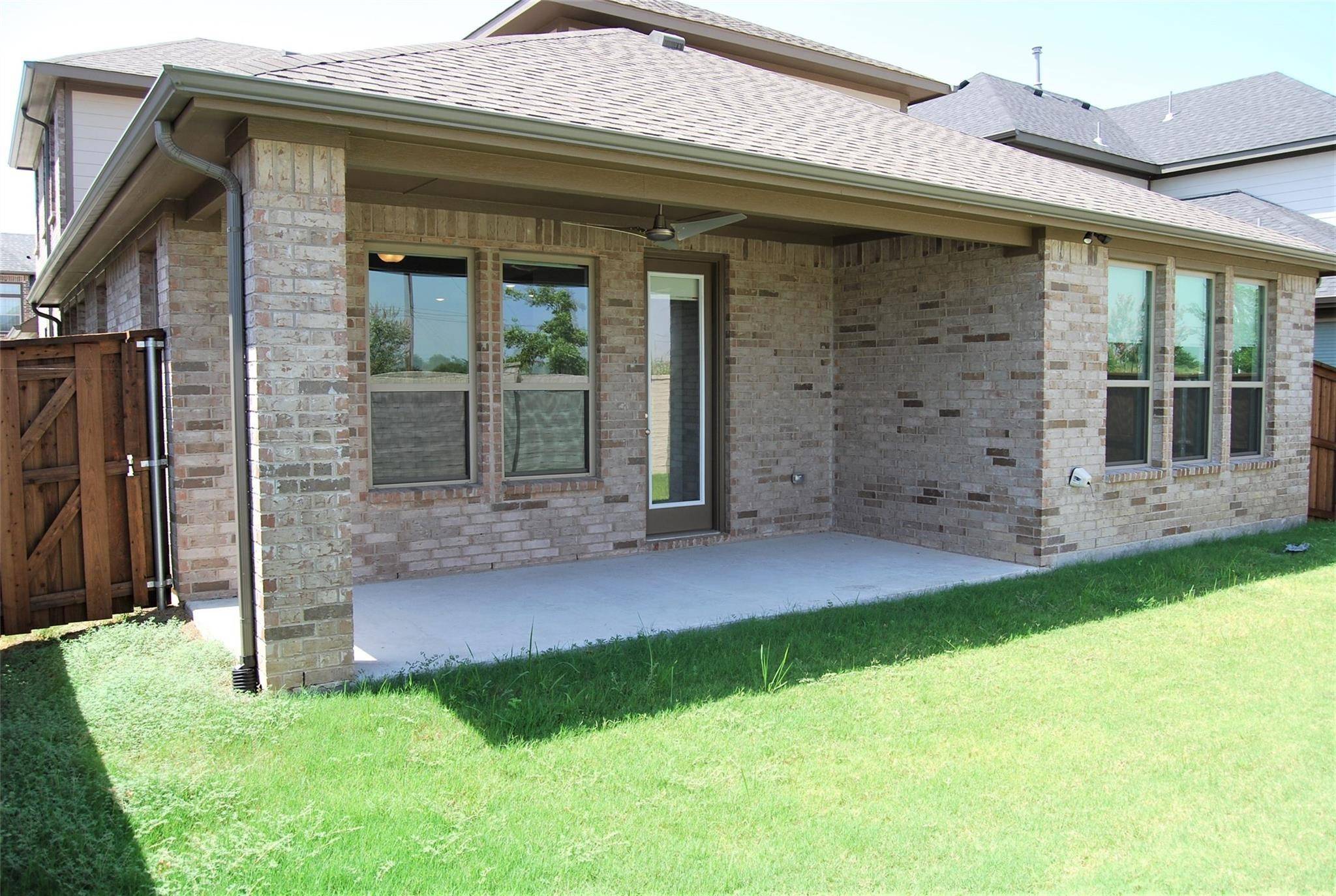 Carrollton, TX 75010,2133 Bonnell ST