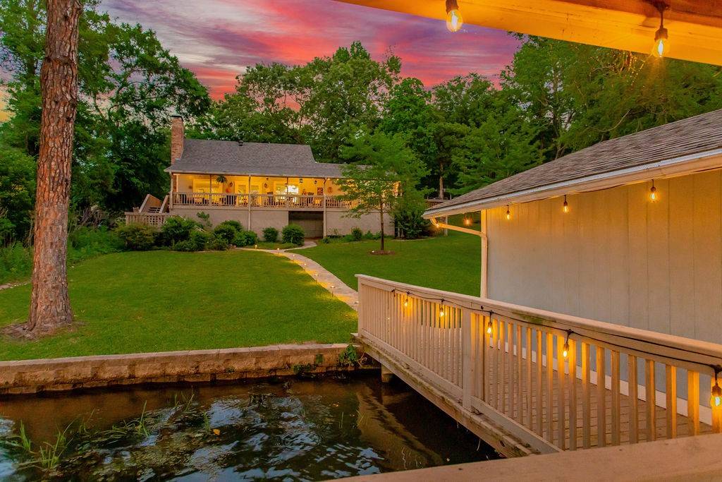 Hideaway, TX 75771,552 E Hideaway LN