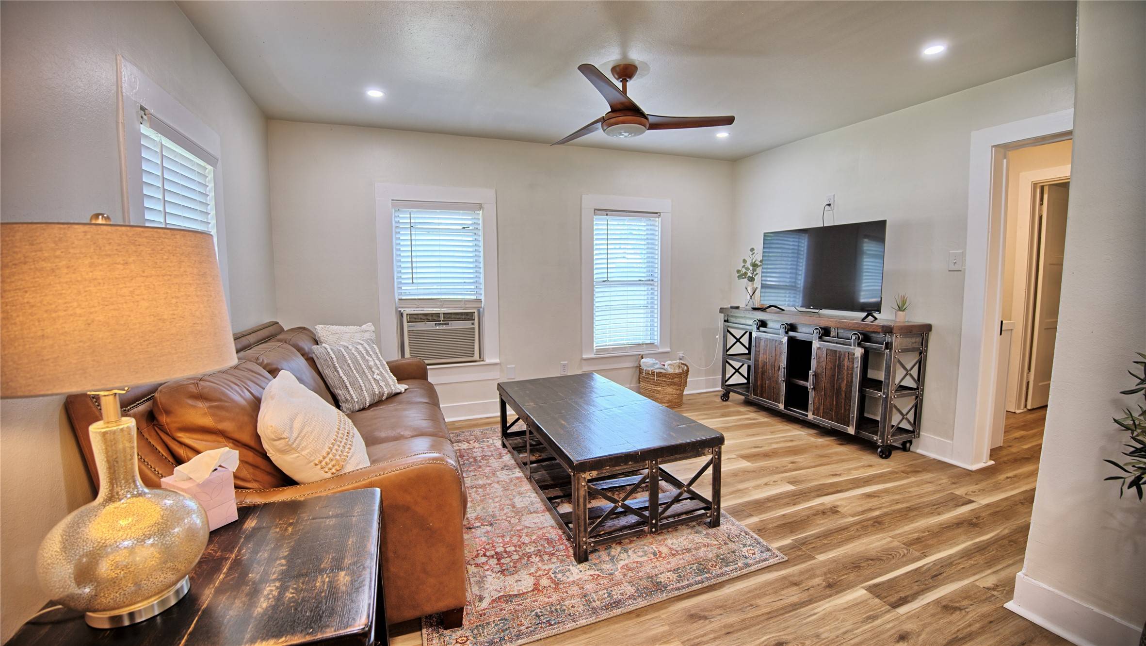 Nocona, TX 76255,411 W Pine ST