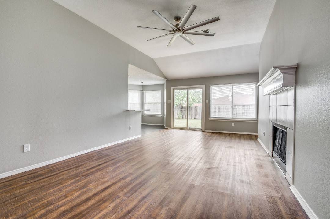 Cedar Hill, TX 75104,805 Ragland DR