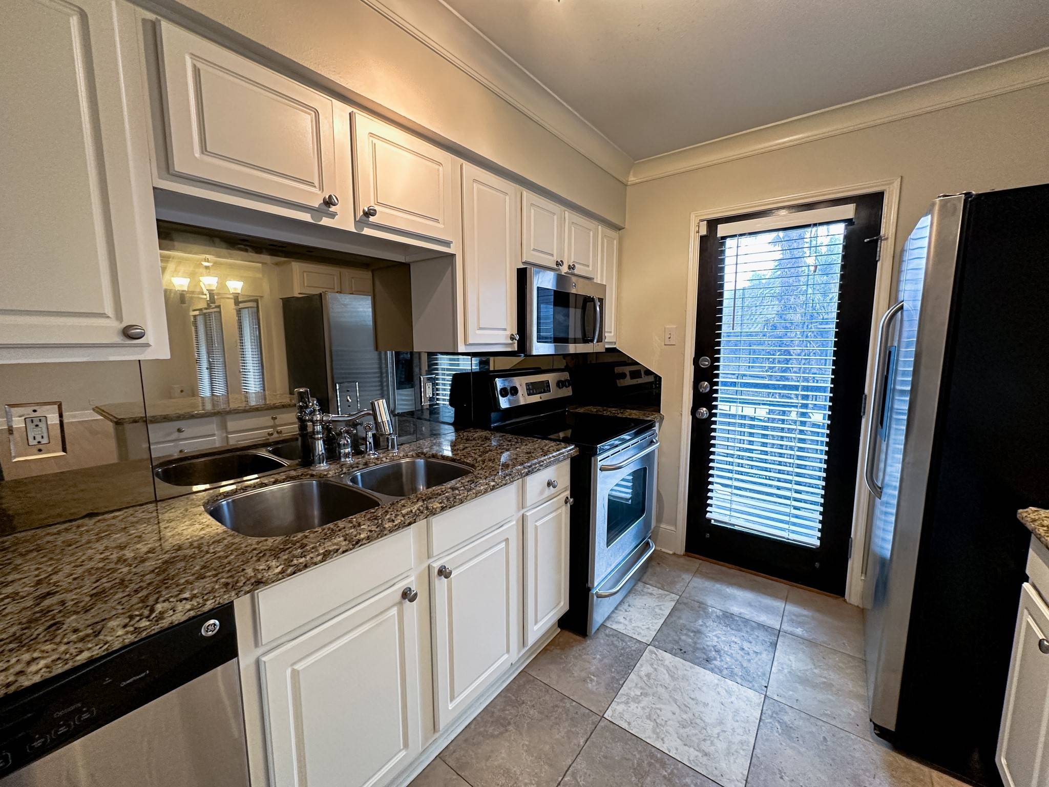 Dallas, TX 75230,7730 Meadow Park DR #201