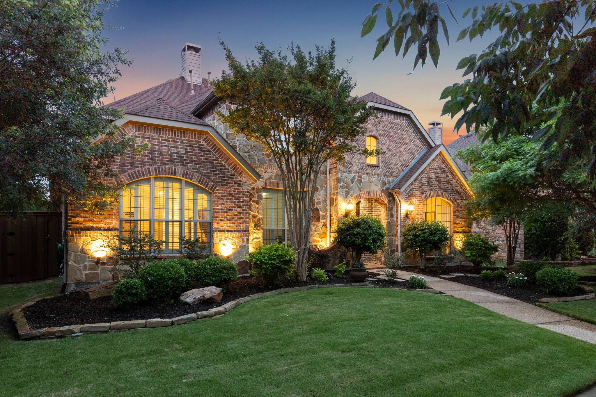 Lewisville, TX 75056,2242 Magic Mantle DR