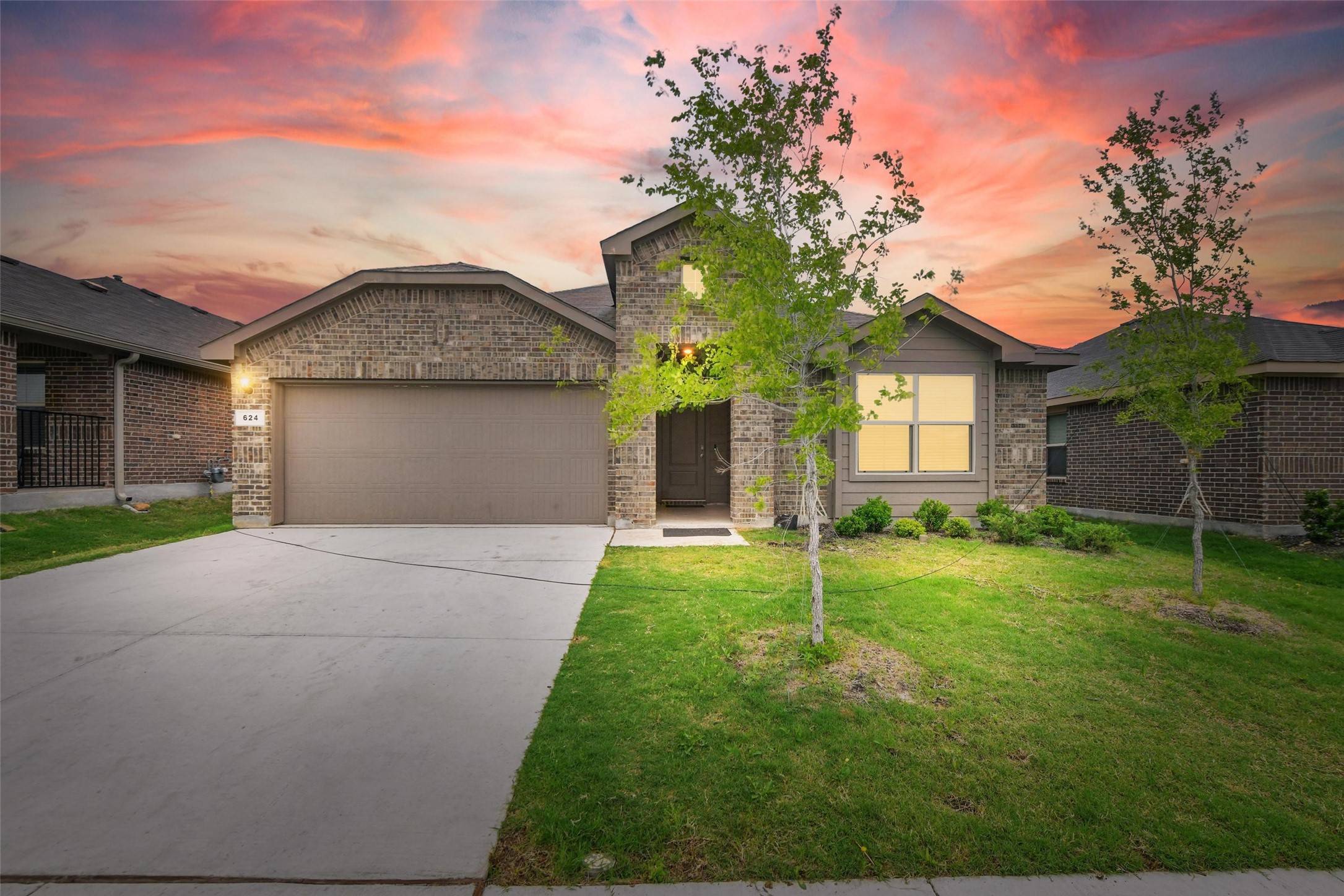 Justin, TX 76247,624 Whitecomb LN