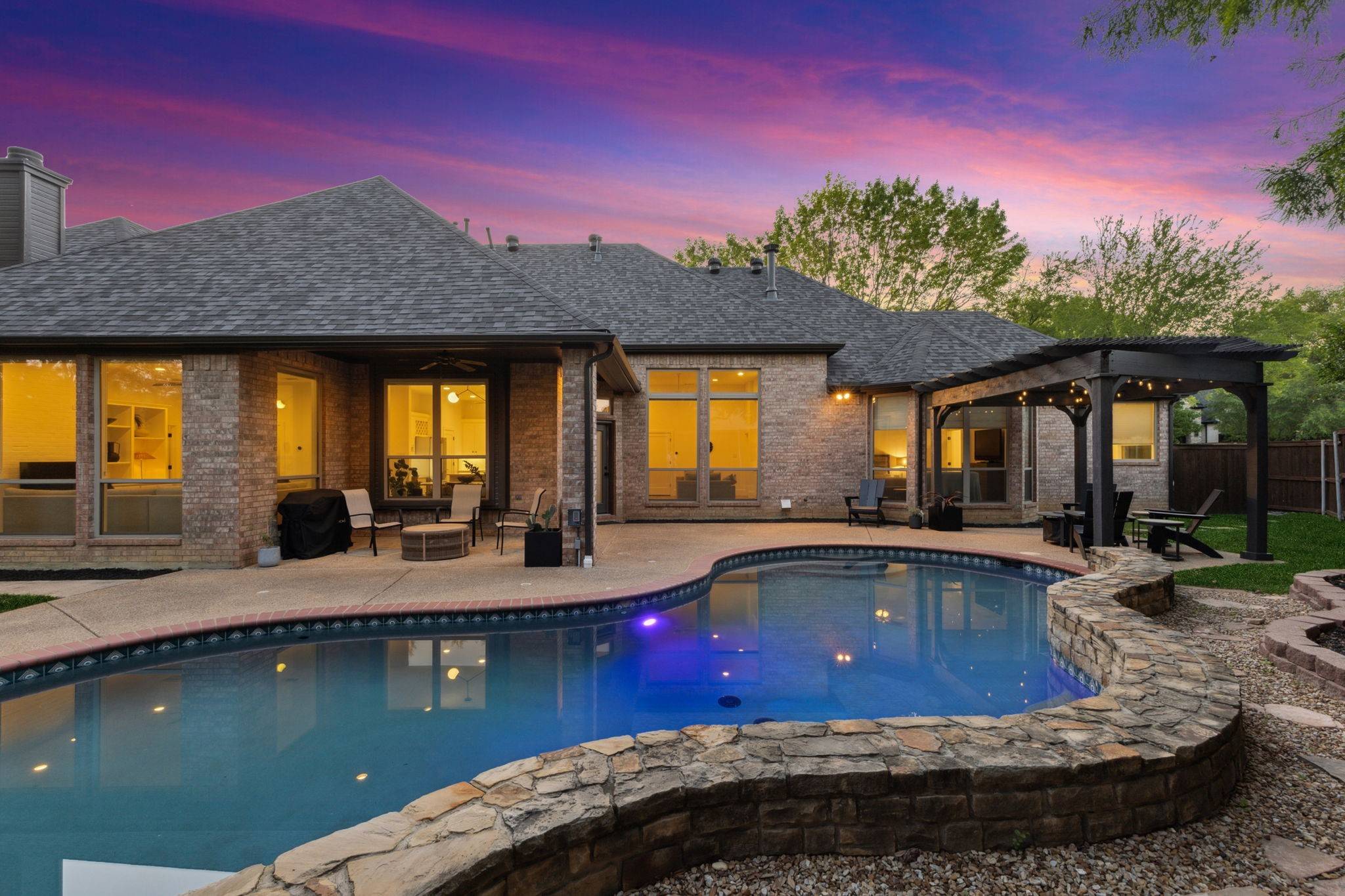 Southlake, TX 76092,913 EDGEMEER LN