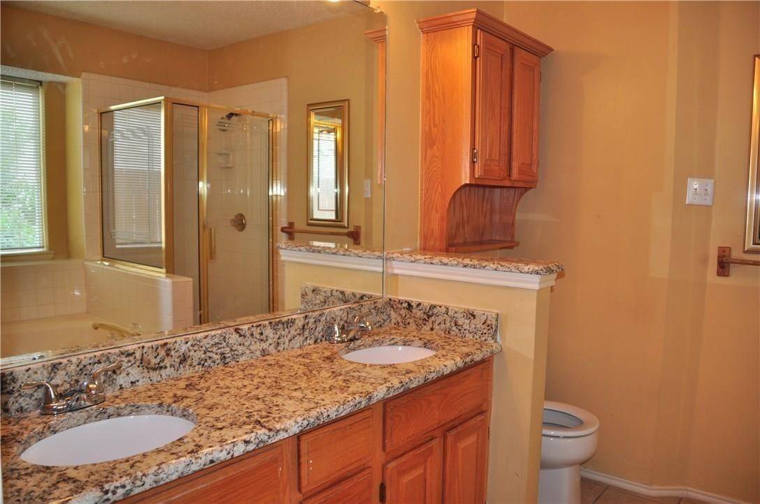 Garland, TX 75040,2114 Copperleaf DR