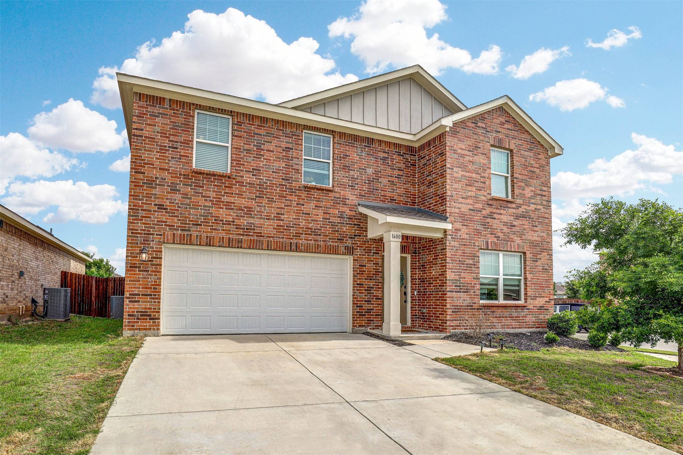 Fort Worth, TX 76052,1600 Shadow Hawk DR