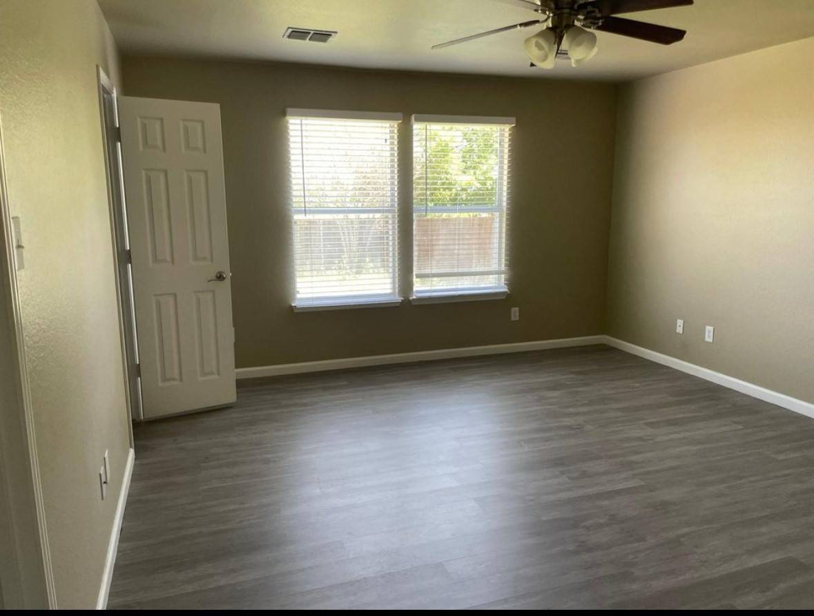 Anna, TX 75409,1005 Live Oak DR