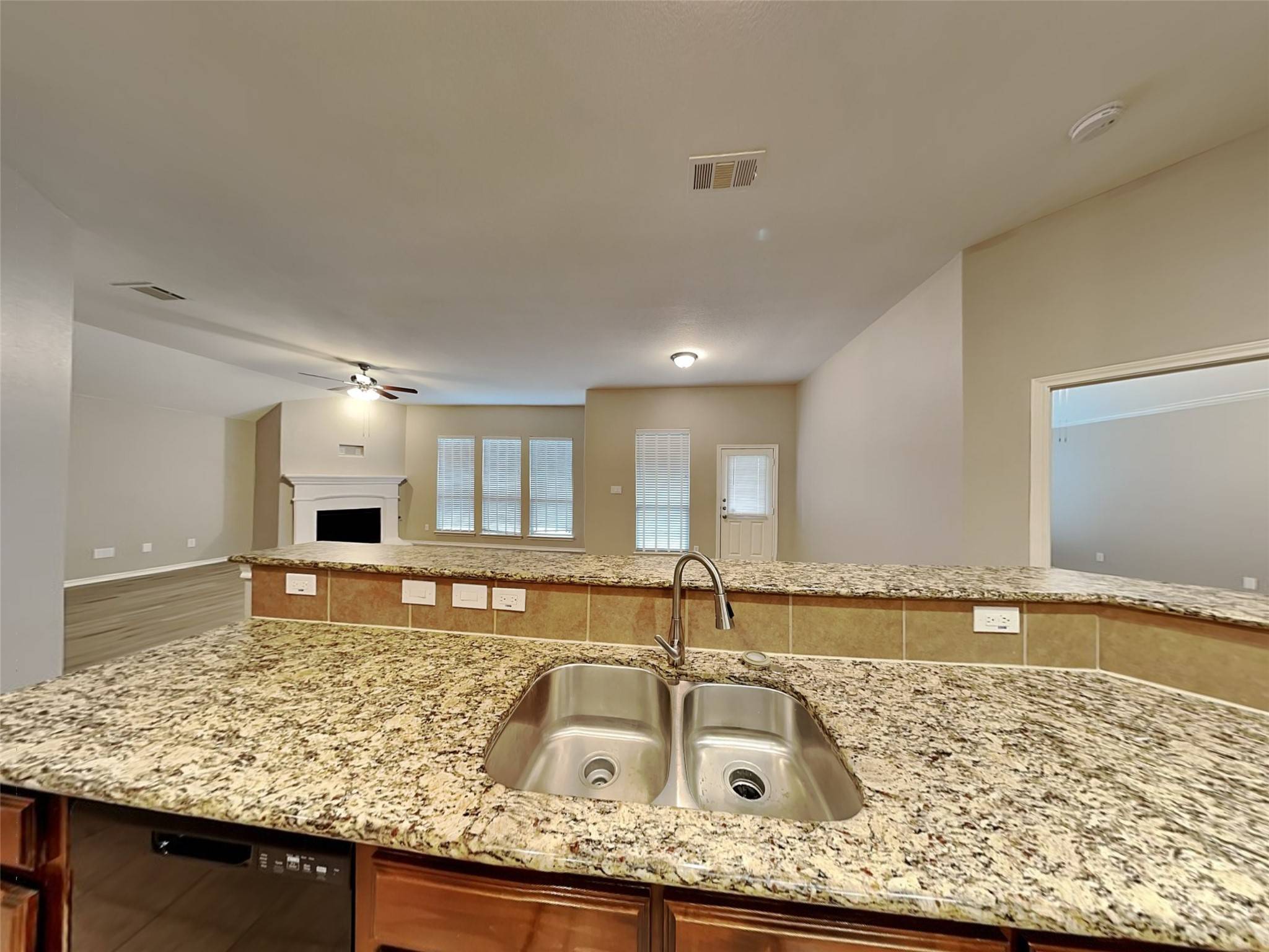 Glenn Heights, TX 75154,1306 Turnbridge DR