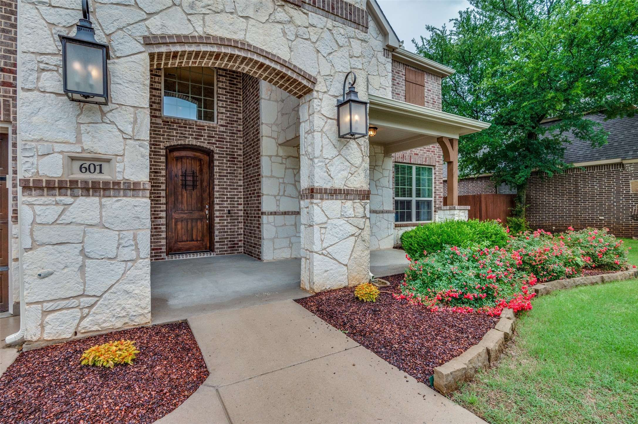 Mansfield, TX 76063,601 Pine Island CIR