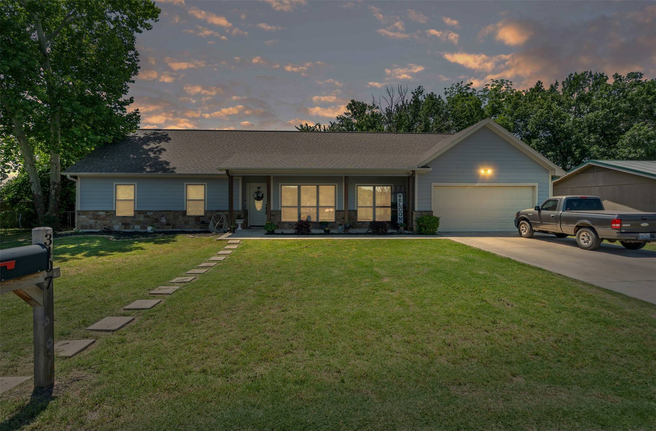 Springtown, TX 76082,3407 Holbrook RD