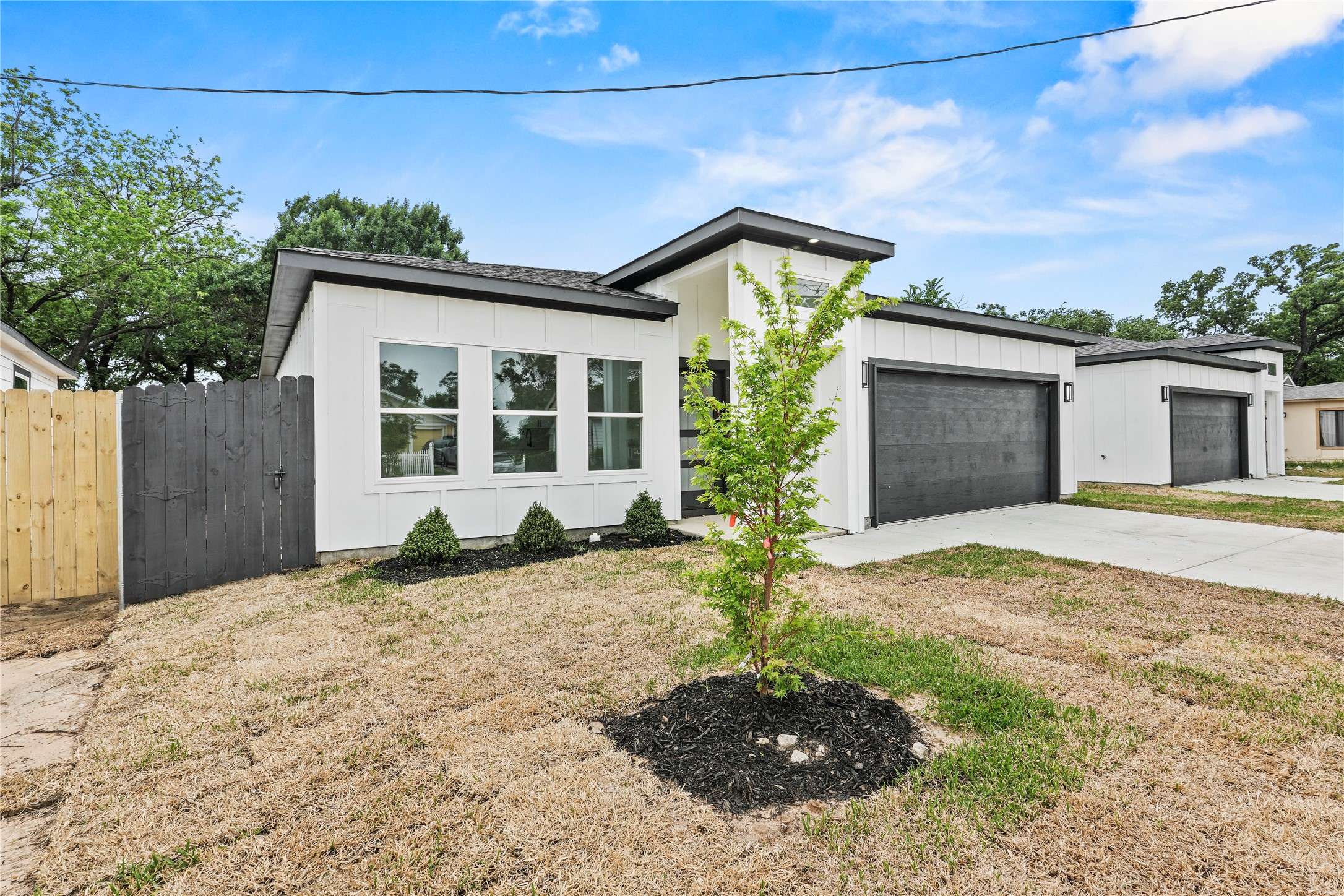 Dallas, TX 75216,7819 Brownsville AVE