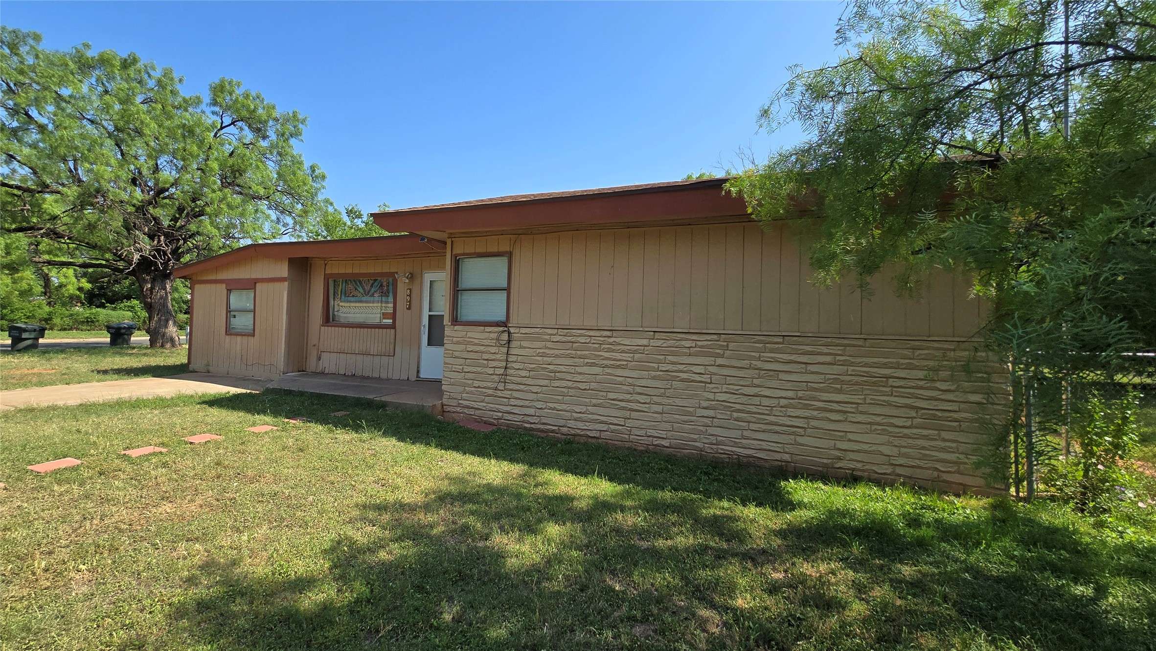 Abilene, TX 79605,897 Sunset DR