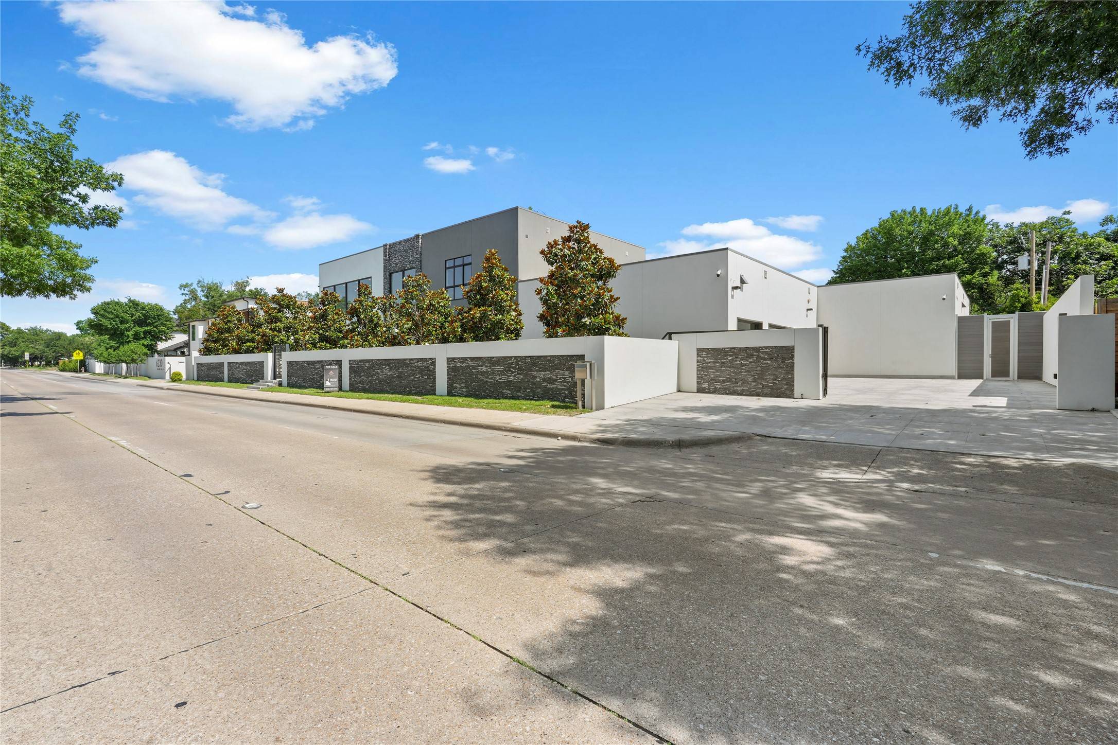 Dallas, TX 75230,6218 Walnut Hill LN