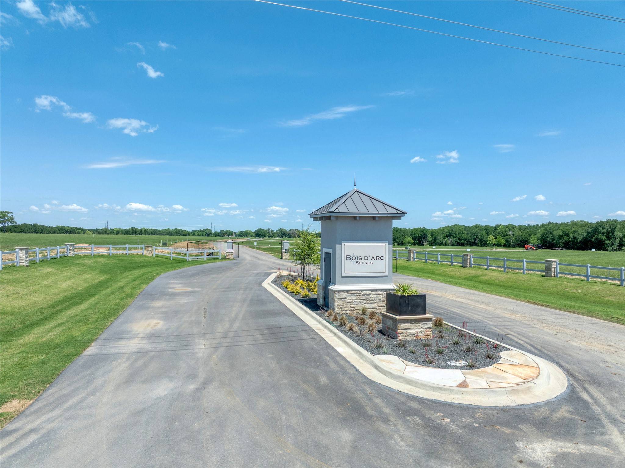 Dodd City, TX 75438,210 Waters Edge WAY