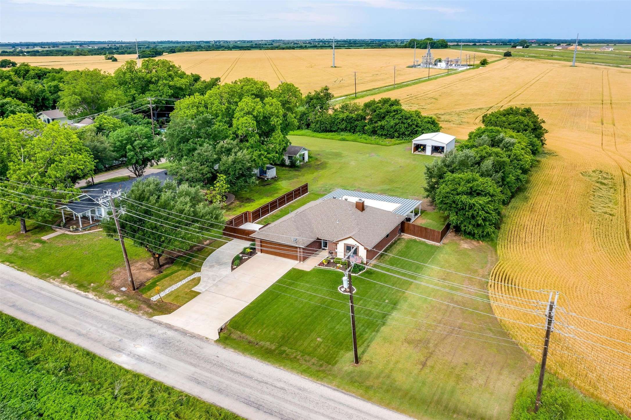 Grandview, TX 76050,400 S Louisiana ST