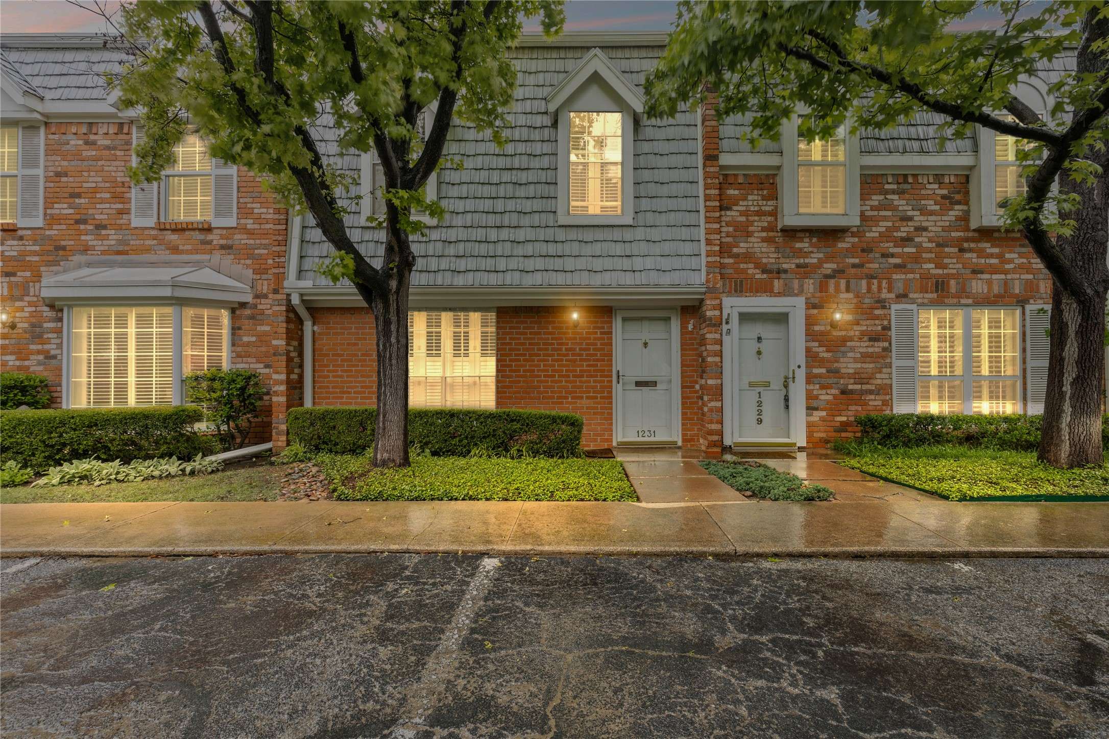Fort Worth, TX 76114,1231 Roaring Springs RD #1