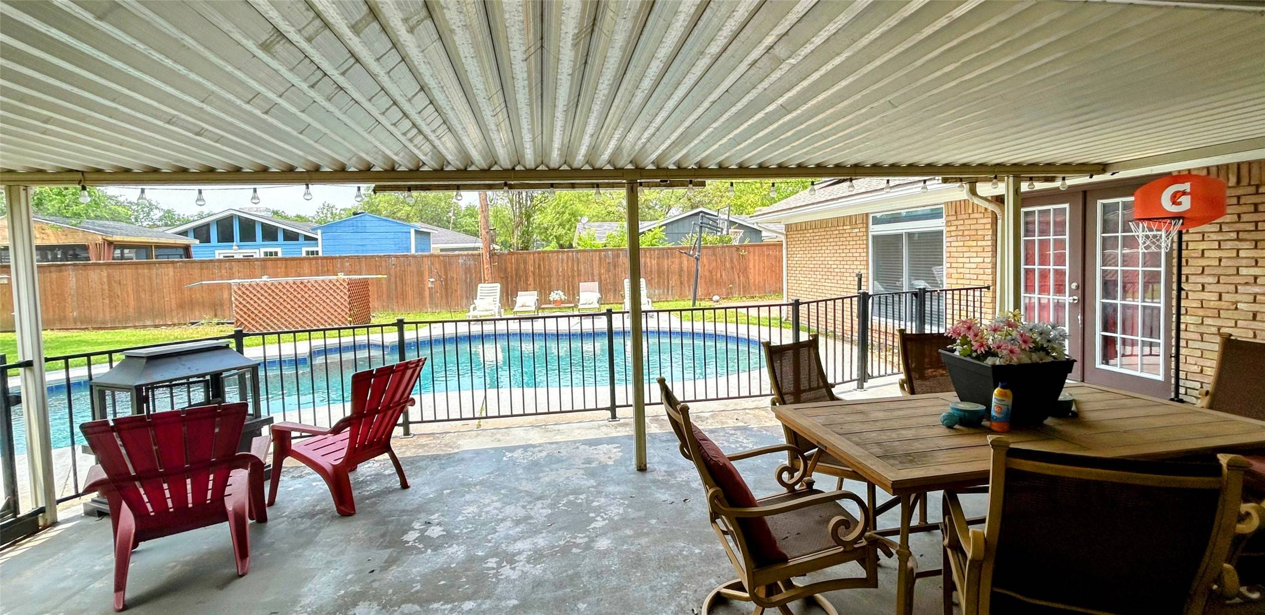 Kaufman, TX 75142,124 Circle DR