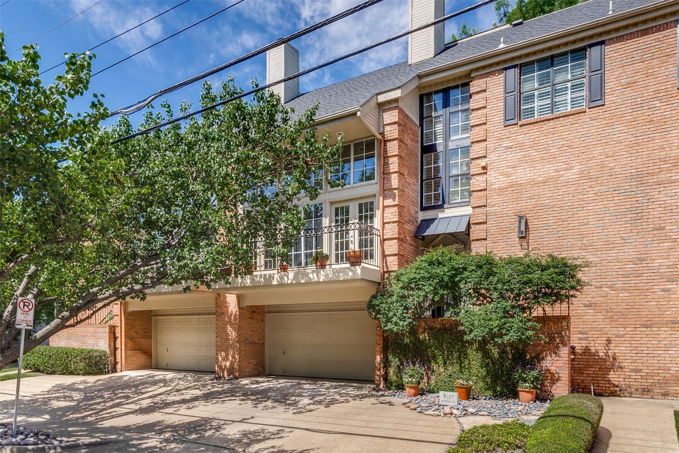 Dallas, TX 75219,4157 Throckmorton ST
