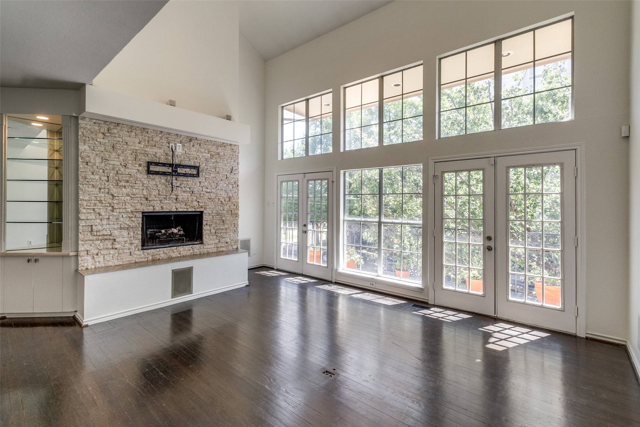 Dallas, TX 75219,4157 Throckmorton ST