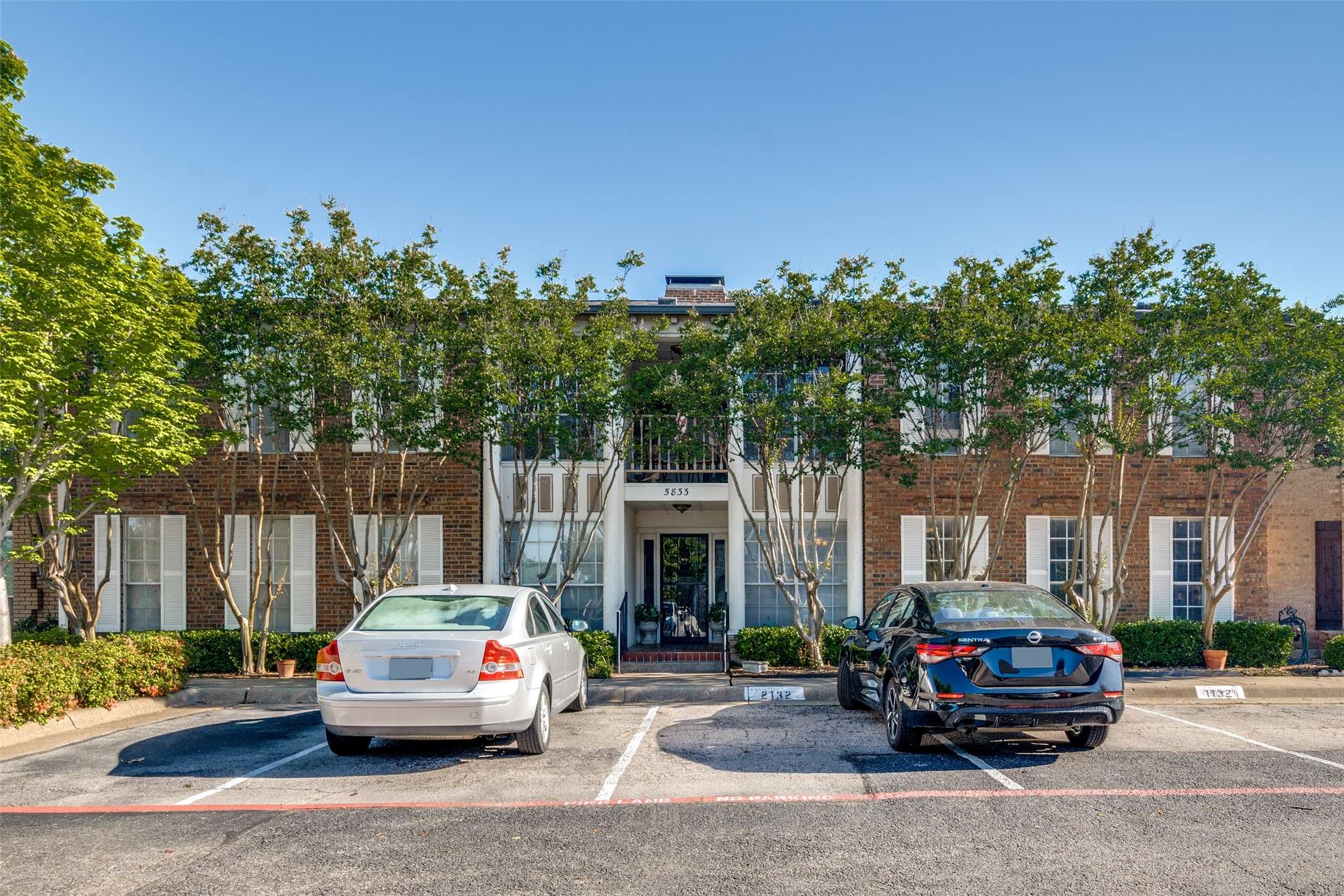 Dallas, TX 75248,5833 Copperwood LN #1132