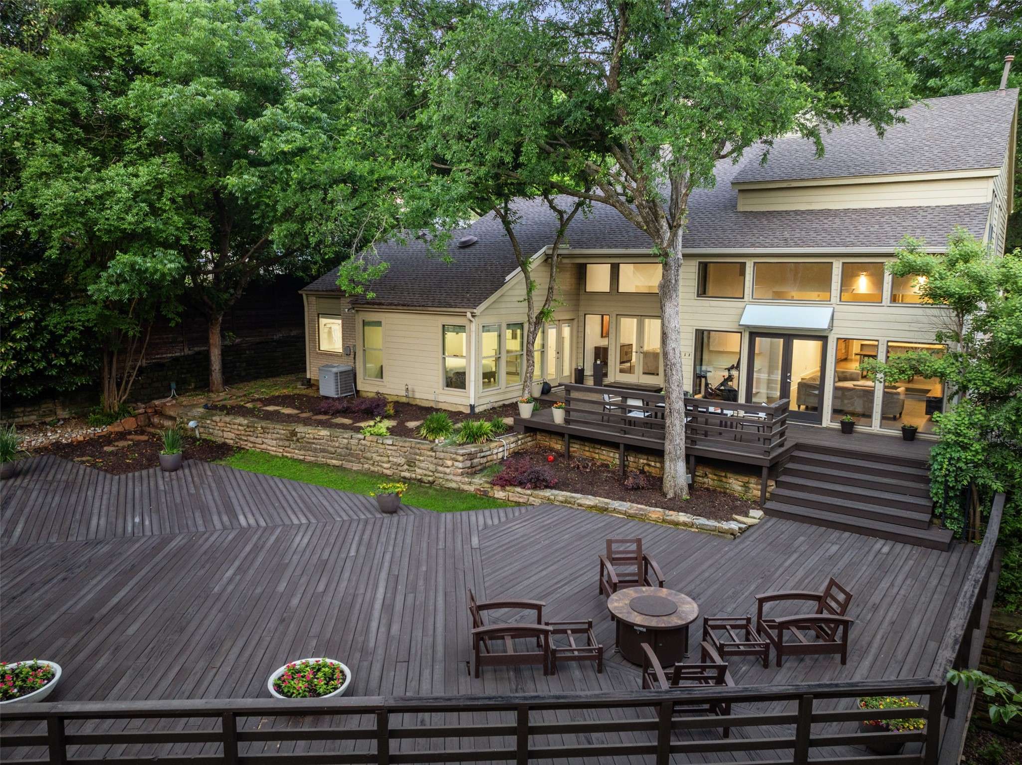 Dallas, TX 75243,9032 Vista Creek DR