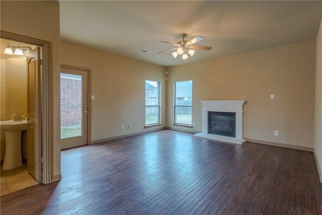 Grand Prairie, TX 75054,2937 Fontana