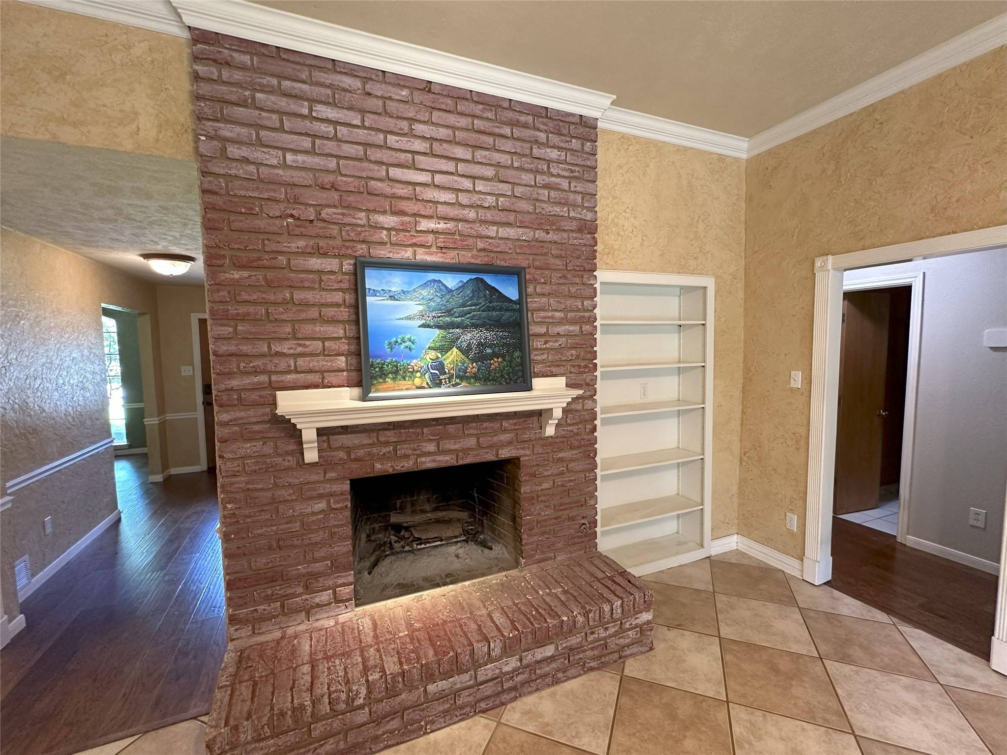 Garland, TX 75040,542 Brookfield DR