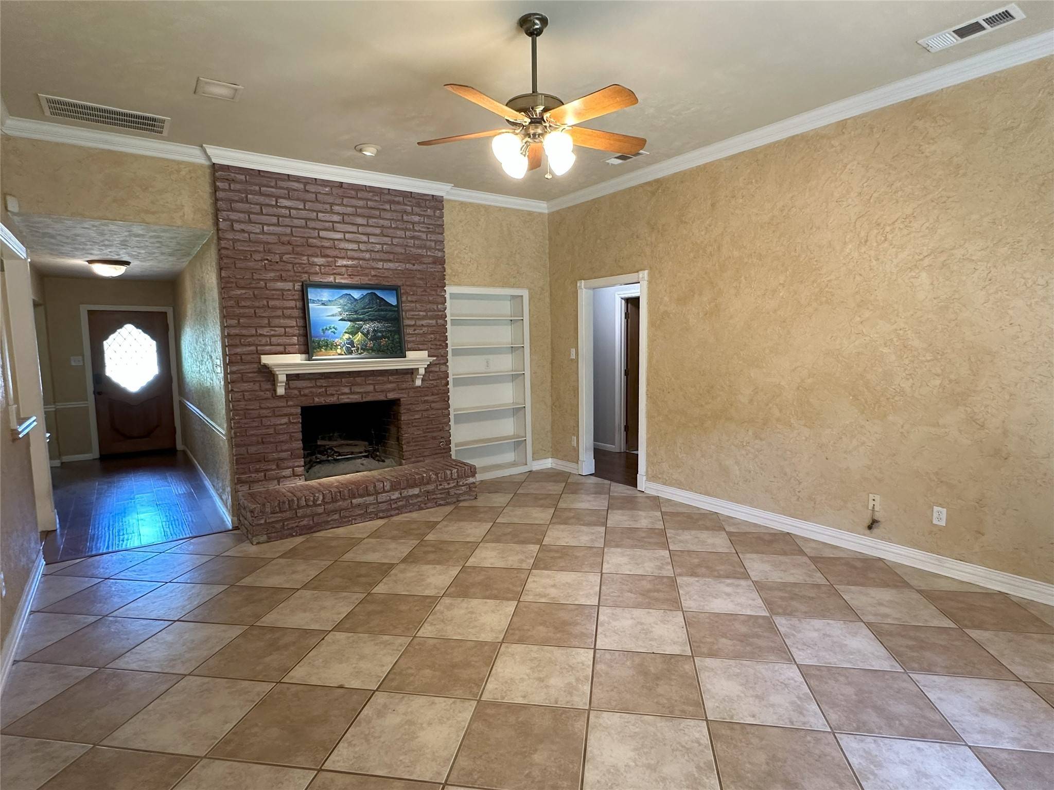 Garland, TX 75040,542 Brookfield DR