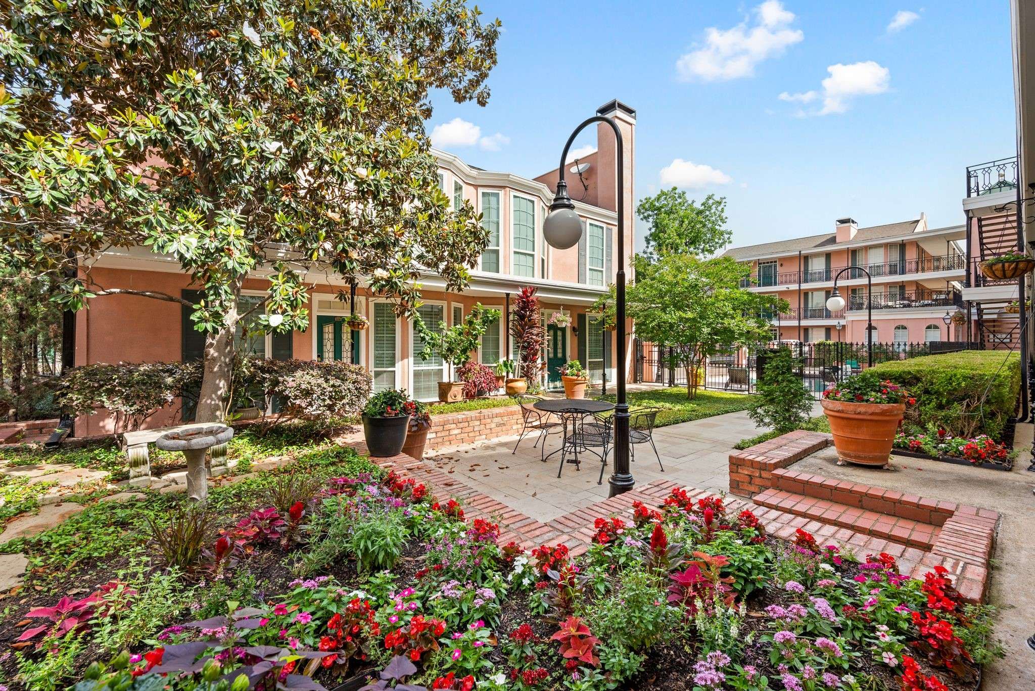 Dallas, TX 75204,3208 Cole AVE #2304