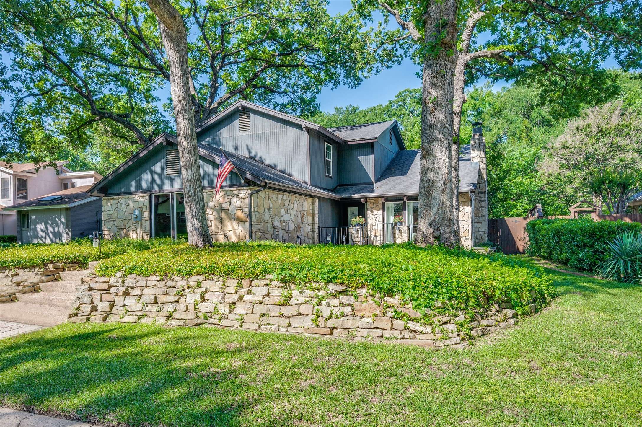 Arlington, TX 76011,2310 Crown Colony DR
