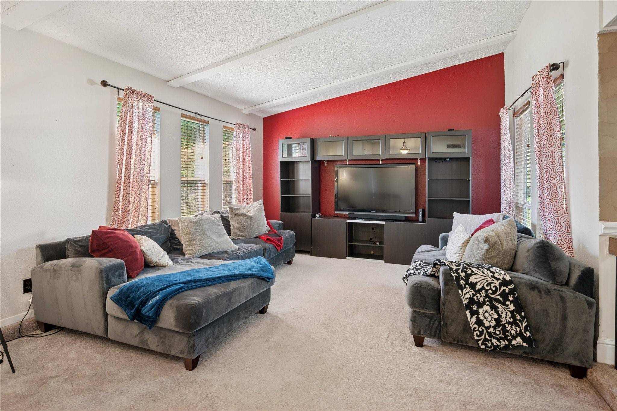 Garland, TX 75044,5721 Jester DR
