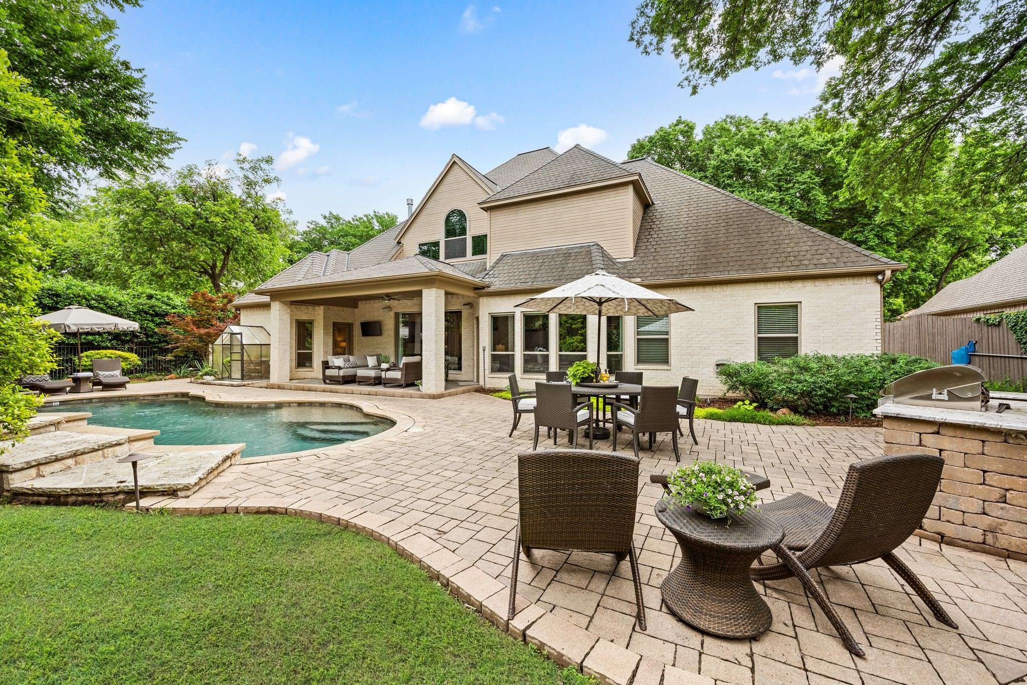 Fort Worth, TX 76116,2902 Rivercove CT