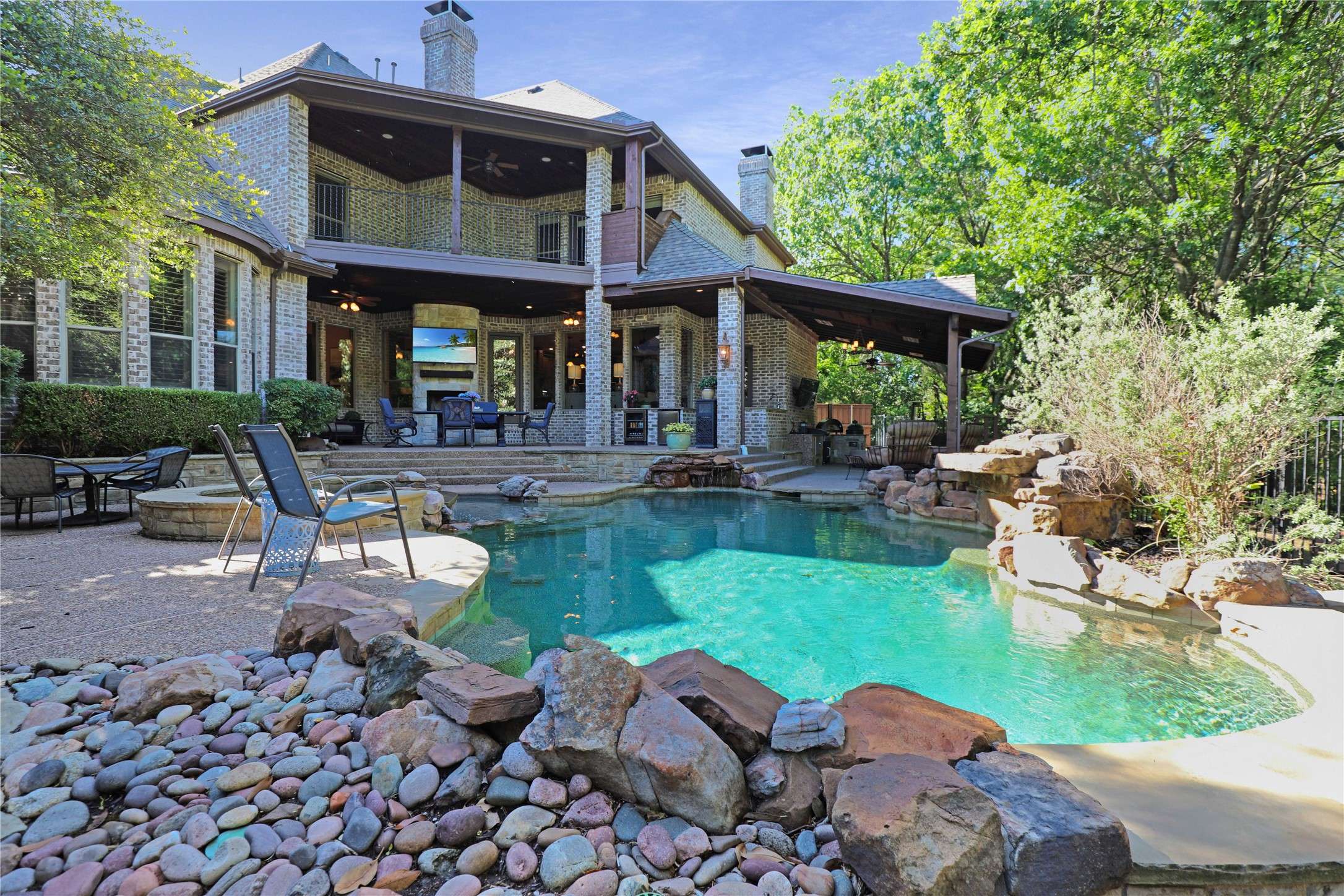 Mckinney, TX 75072,2128 Surrey LN