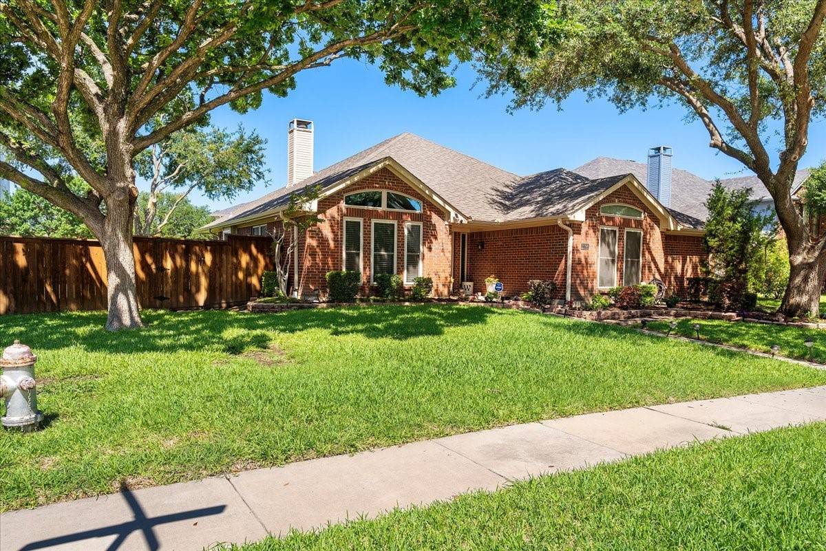 Lewisville, TX 75067,2098 Amber CT