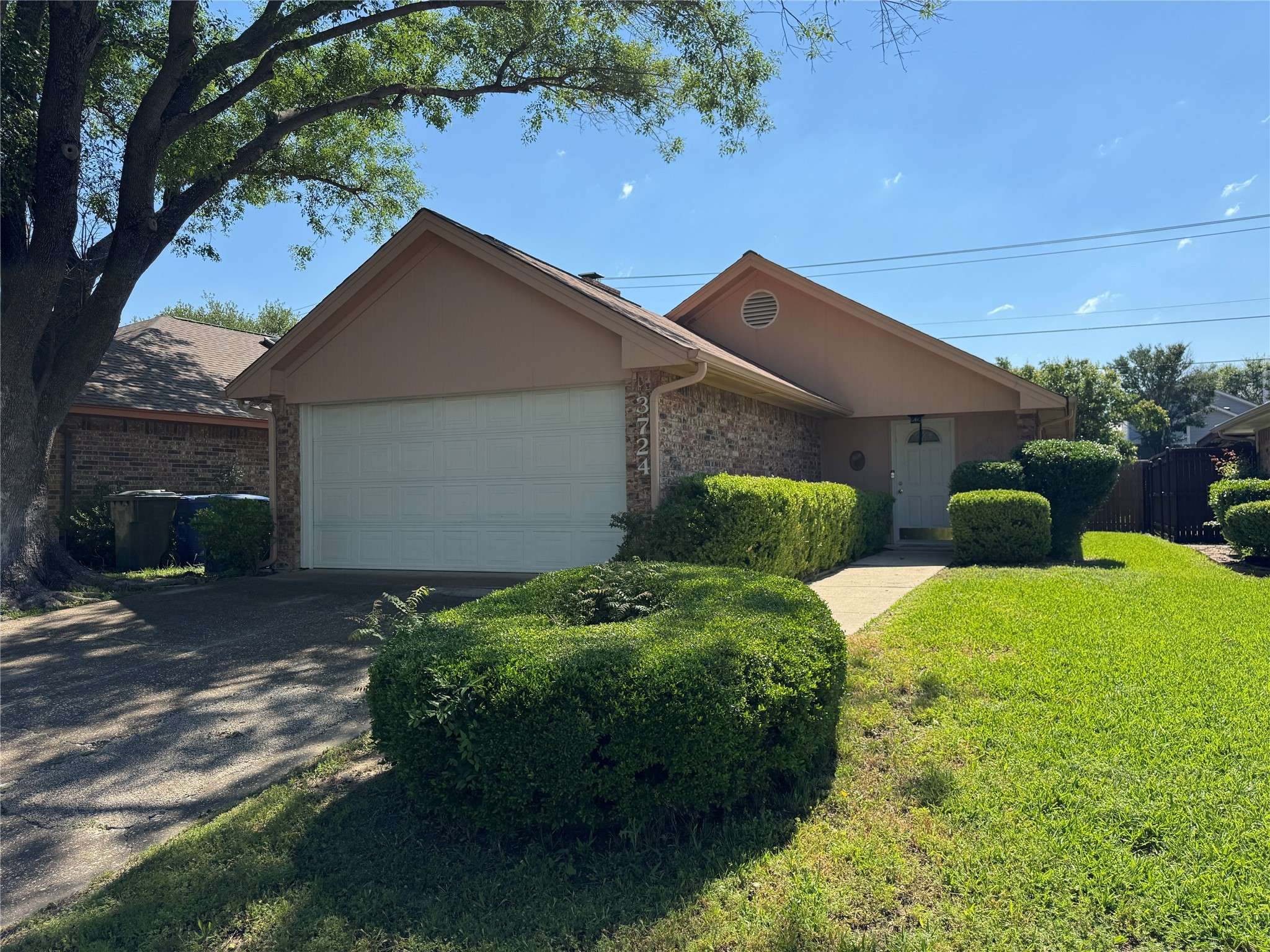 Carrollton, TX 75007,3724 Roussillon DR