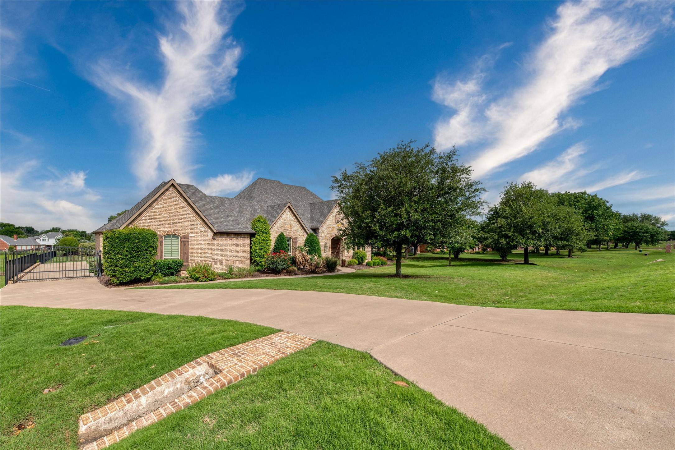 Celina, TX 75078,3307 Twin Lakes DR