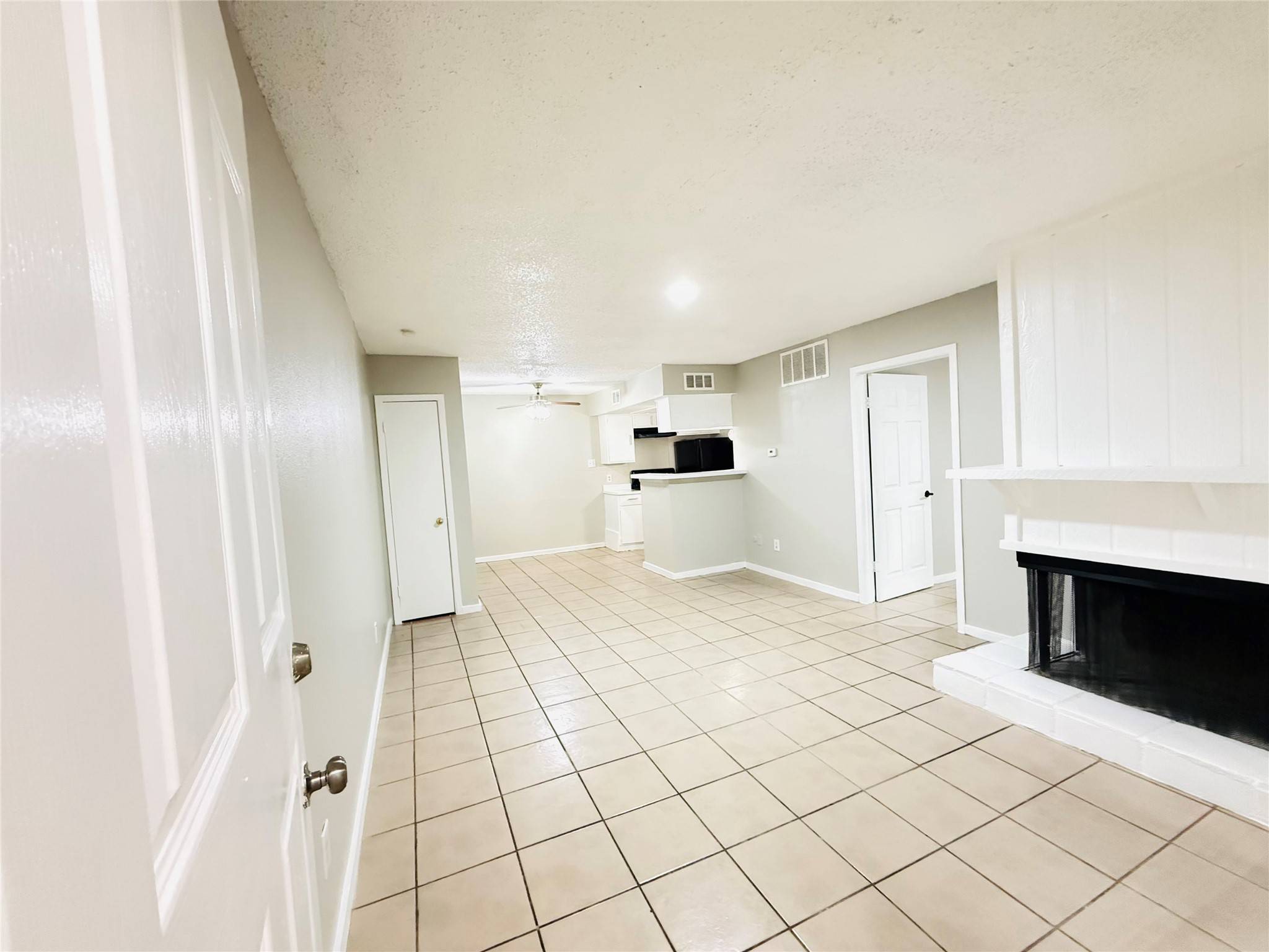 Dallas, TX 75231,7152 Fair Oaks AVE #1052