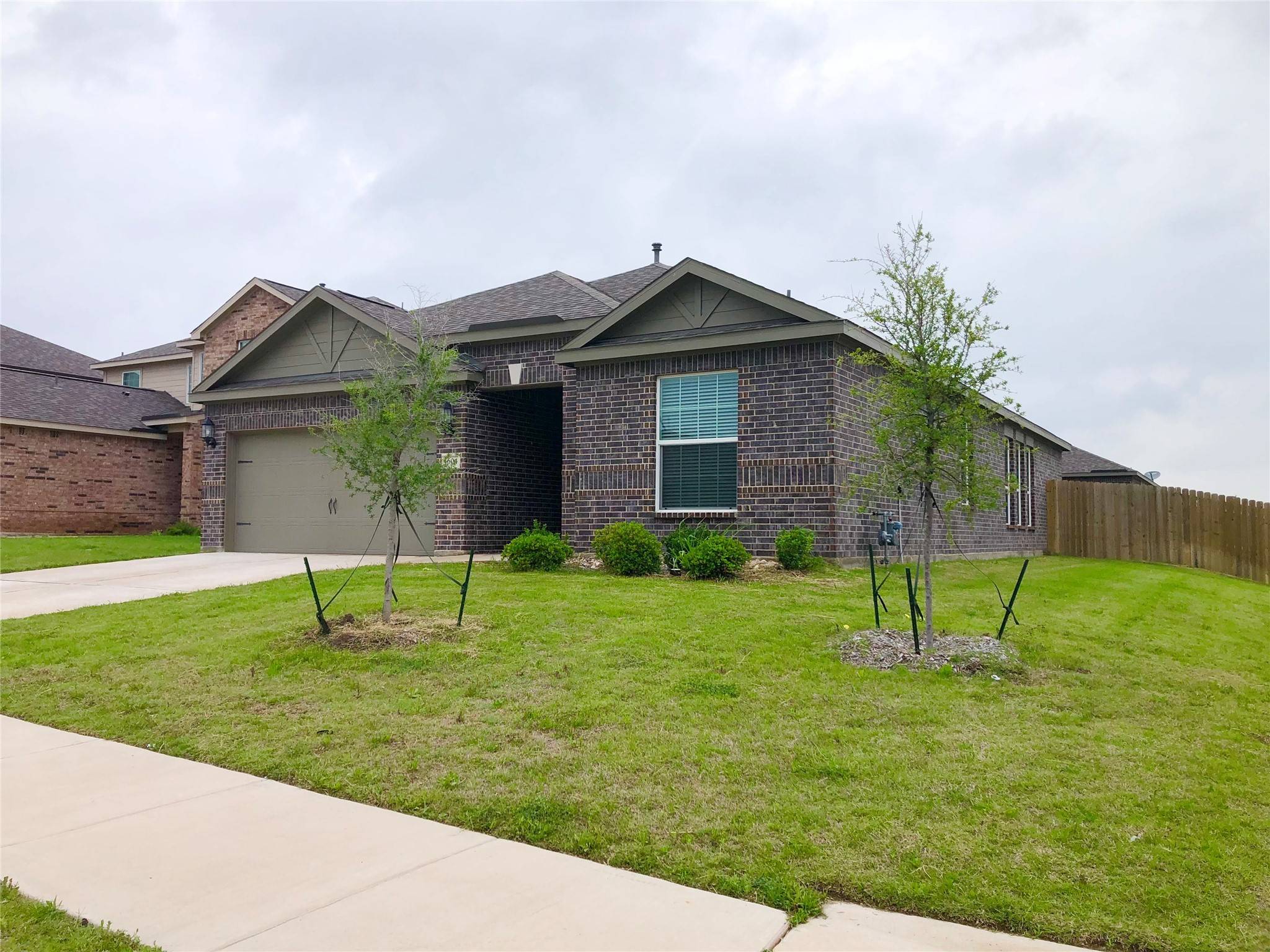 Anna, TX 75409,604 Harbor Oaks DR